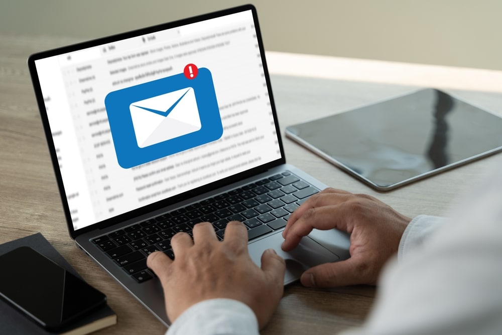 o que escrever no assunto do e-mail para enviar currículo